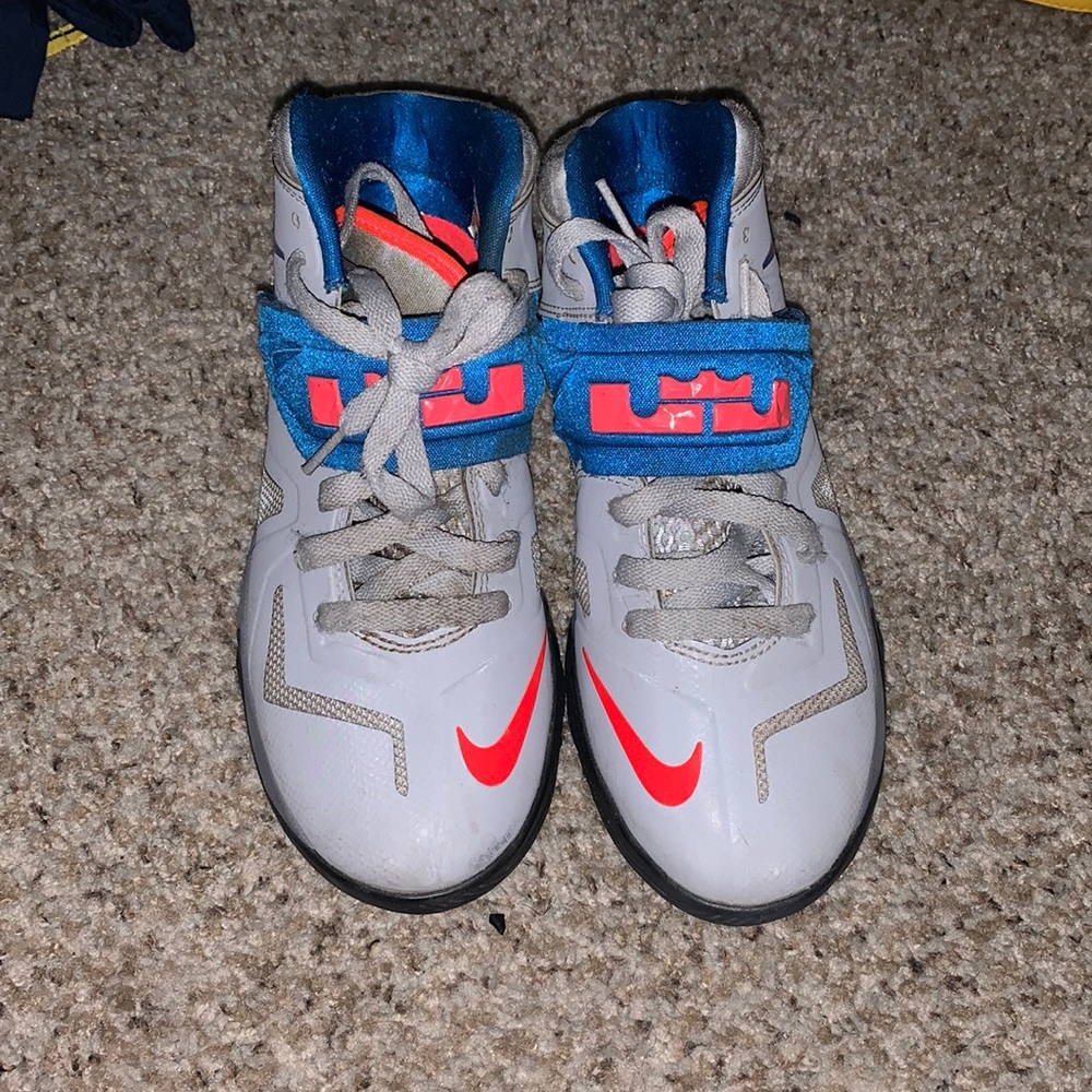 Lebron Soldier 7’s